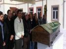 Mesut �atak annesini u�urlad�!