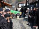 Ahi baba son yolculu�una u�urland�