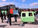 Karton dolmu�larla zamm� protesto ettiler