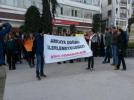 �niversite ��rencileri meydanlara indi