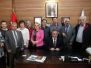 �nl� heykelt�ra�lar K�ro�lu Park� i�in Bolu�da
