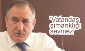 Ba�kan Y�lmaz�dan en a��k ele�tiri; �Vatanda� ��mar�kl��� sevmez�