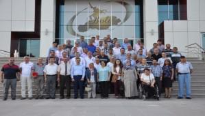 �zel �dare emekli personelini unutmad�