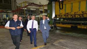 Vali Baru� Ar�elik Fabrikas�n� ziyaret etti