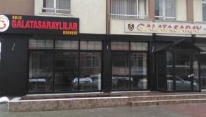 G.Sarayl�lar'dan s�per dernek