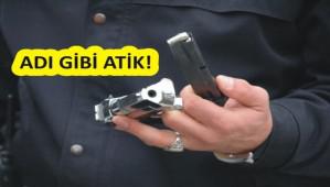 POL�S�N UYANIKLI�I S�LAHI YAKALATTI!