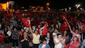 CHP Zafer Bayram�n� b�yle kutlad�!