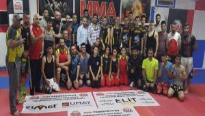 T�RK�YE MMA. KARI�IK D�V�� SANATLARI FEDERASYONU Y�NE B�R �LKE �MZA ATTI