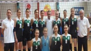 Sultanlar 2'de 2 i�in salonda!..