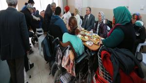 Ba�kan Y�lmaz'dan engelli vatanda�lar�m�za m�jde
