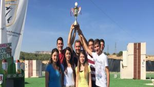 Mersin'den bronz madalya ile d�nd�k
