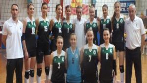Sultanlar 3'te 3 yapt�: 3-0