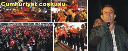 Cumhuriyet i�in y�r�d�ler