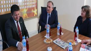 Ba�kan Y�lmaz'dan K�z�lay Bolu �ubesi'ne ziyaret