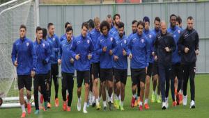 Adanaspor haz�rl�klar� s�r�yor