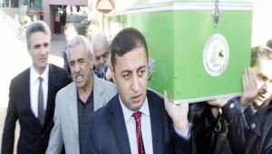VAL� BARU�, HUZUREV� SAK�N�N�N TABUTUNU OMUZLADI