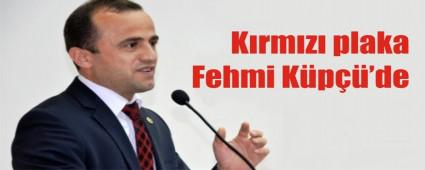 K�rm�z� Plakay� kapt�