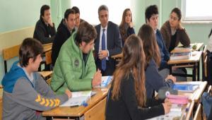 "GELECE��N T�RK�YES� S�ZLER�N EL�NDE �EK�LLENECEK"