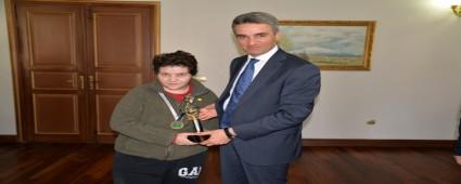 BA�ARILI �ZEL SPORCUDAN VAL� BARU�'A Z�YARET