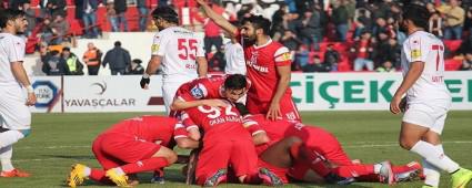 B�R TAR�H� HEZ�MET DAHA! (6-0)