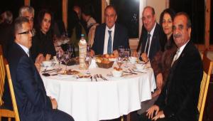 Ba�kan Y�lmaz'dan sanata �nc�l�k edenlere tebrik