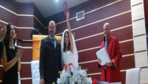 B�R �M�R MUTLULUKLAR�