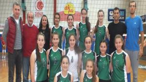 Gen� Sultanlar son s�raya demir att�!..