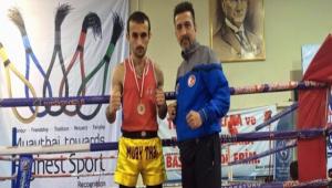 BELED�YESPOR'DAN B�R M�LL� SPORCU DAHA