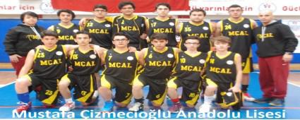 M�AL galibiyetle ba�lad�: 45-34