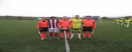 Yeni�a�a i�i zora soktu: 2-1