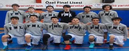 Nefes kesen ma� �zel Final Lisesi'nin: 46-40