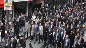 CHP AYAKLANDI!