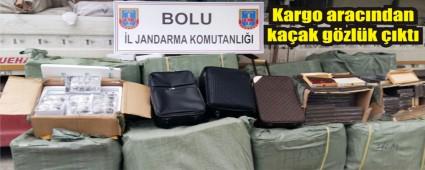 Ka�ak g�ne� g�zl��� ve �anta ele ge�irildi