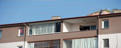 H�cre evinden silah ��kt�