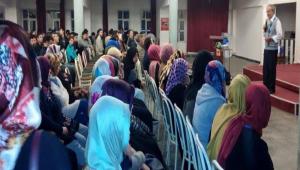 AL� ERKAN KAVAKLI G�YN�K'TE KONFERANS VERD�