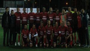 Saray Pastanesi  Ben de Var�m Dedi. 4-1