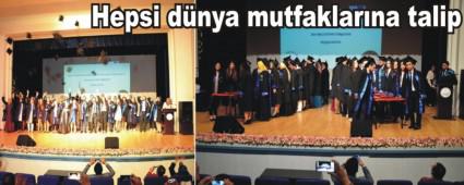 Gastronomi ve Mutfak Sanatlar� B�l�m� ilk mezunlar�n� verdi