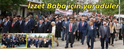 �zzet Baba i�in y�r�d�ler