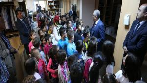 Minik ��rencilerin Ba�kan sevgisi