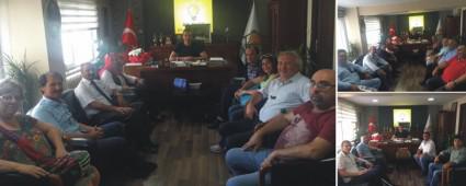 AK Parti'ye ziyaretler s�r�yor
