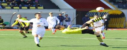 Eski Fenerbah�e'li Futbolcu Geredespor'da !