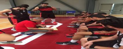 Boluspor ilk ma�ta kay�p:59-55