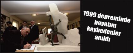 Depremde hayat�n� kaybedenler unutulmad�