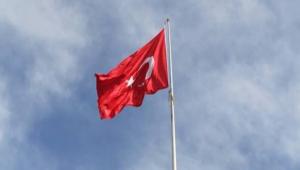 Gerede Belediyesi'nin bayrak hassasiyeti