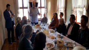 Milletvekili Erco�kun Cumhurba�kanl���  Sistemi'ni Yeni�a�a'da anlatt�