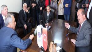 �NCE, FEYZ�O�LU VE BATUM MENGEN'� Z�YARET ETT�
