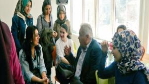 KYK'LI GEN�LER YA�LILARI UNUTMADI