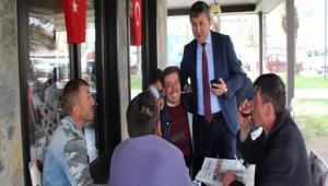 �zba� referandum i�in �al���yor