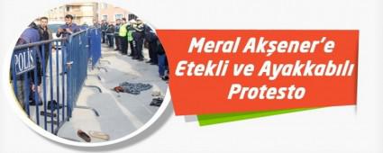 Meral Ak�ener'e etekli ve ayakkab�l� protesto