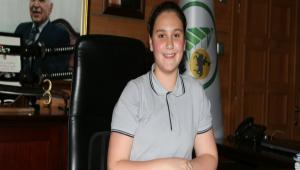Y�lmaz koltu�unu Hilal G�k�en Eren'e b�rakt�